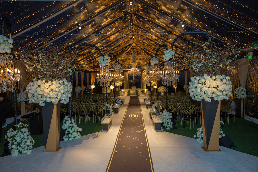 Luxury Art Deco Wedding Featured on Inside Weddings