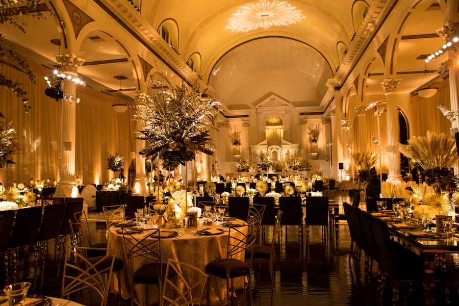 Glamorous Art Deco Wedding Featured on Inside Weddings1