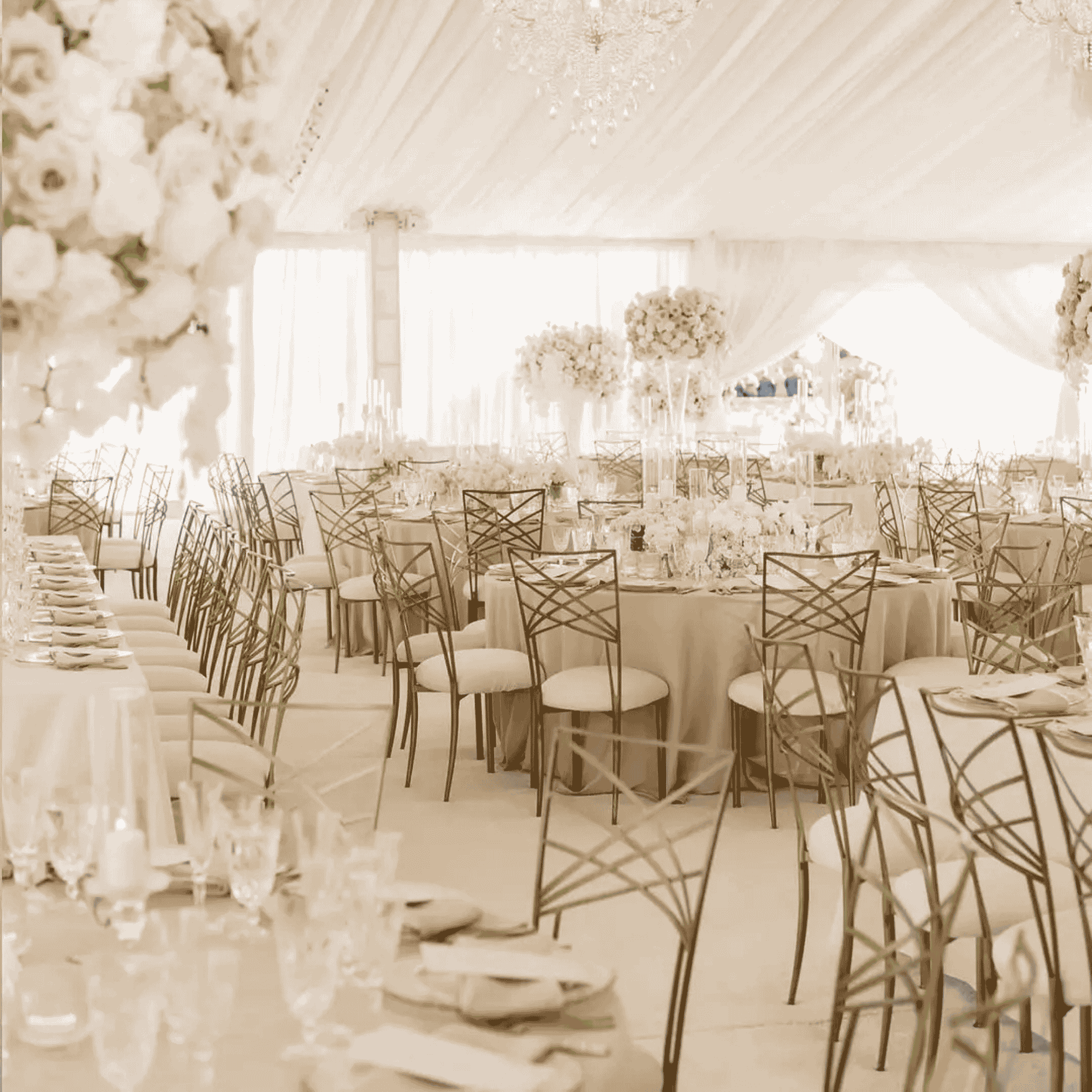 Gold fanfare in a luxury tented wedding